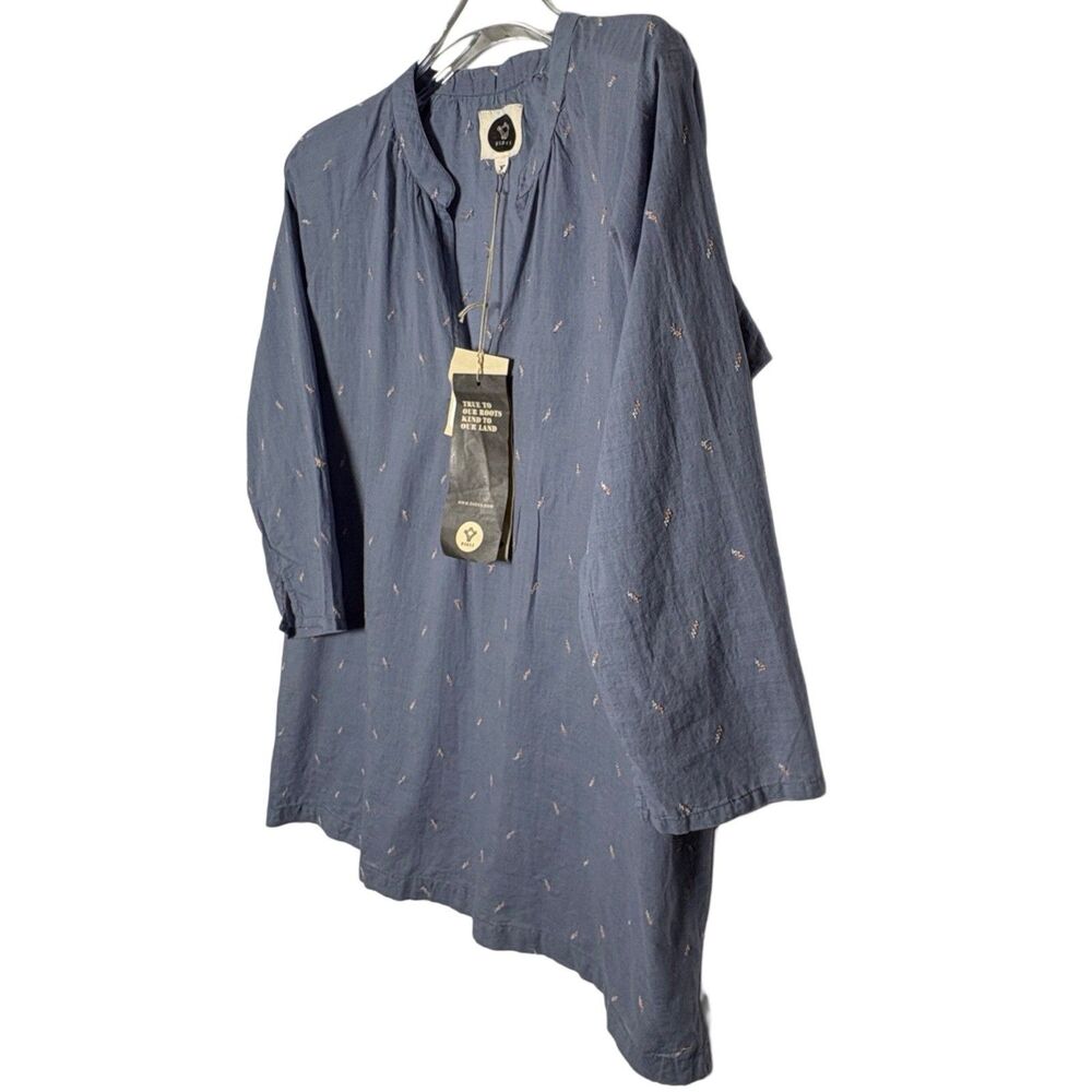 BSBEE Top Blue Embroidered Monroe XS Floral 100% Khadi Oversized V-Neck NWT